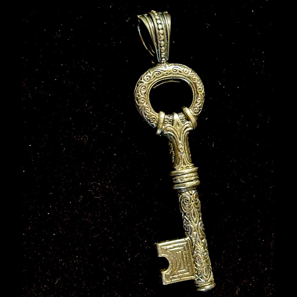 Gorgeous Konstantino Large Key Charm … with silver chain. Like new hardly worn.